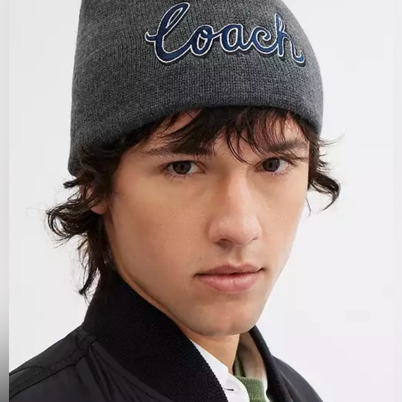 Coach - NWT Unisex Red/Oxblood Script Print Knit Beanie-Retails $78, Men’s/Women - Picture 2 of 2